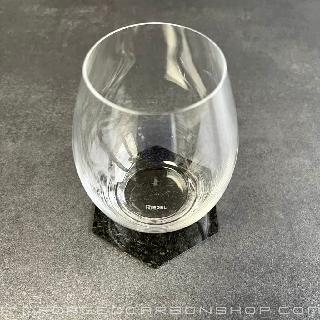 Forged Carbon Untersetzer Coaster Riedel Glas